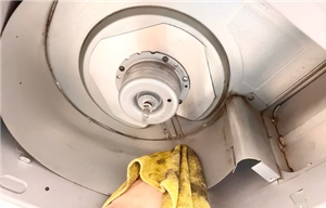 換気扇清掃作業