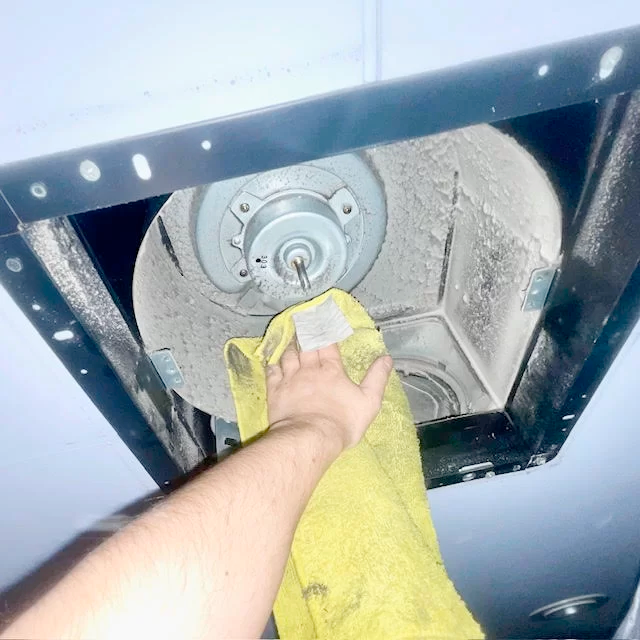 換気扇内部の状況8